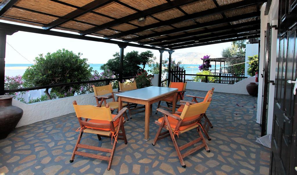 Ferogia Hotell Skyros Exteriör bild