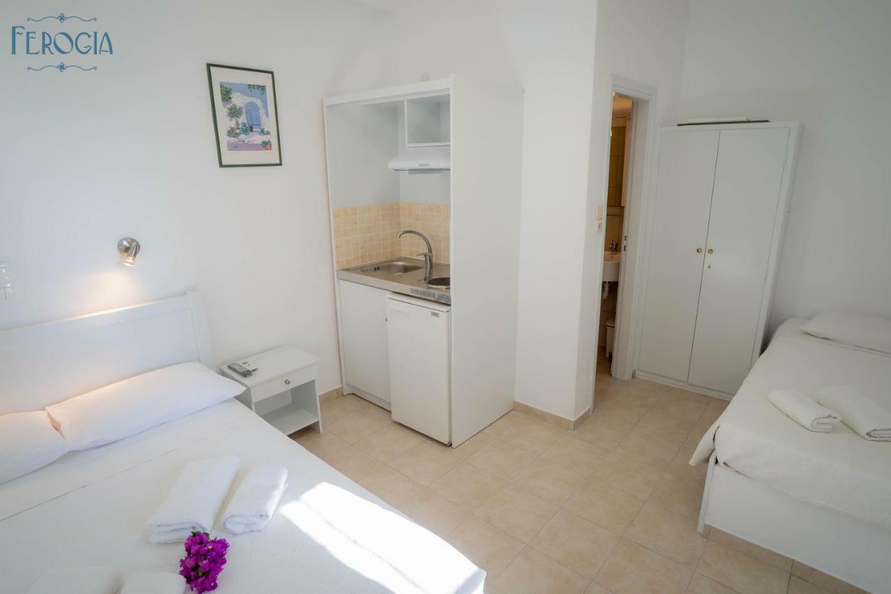 Ferogia Hotell Skyros Exteriör bild