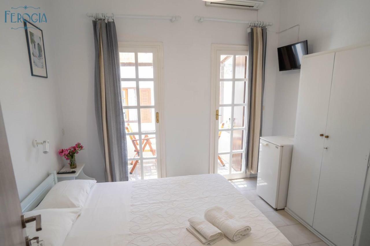 Ferogia Hotell Skyros Exteriör bild